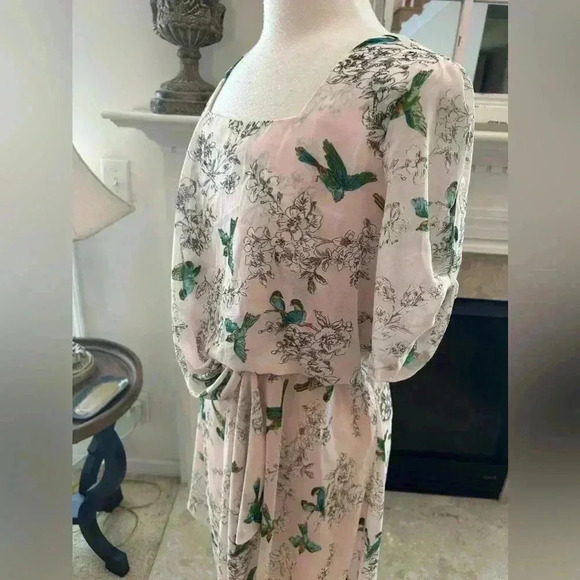 Traffic People Floral Bird Print Pale Pink Dress - Picture 7 of 11